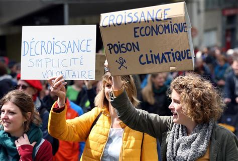 B­r­ü­k­s­e­l­­d­e­ ­i­k­l­i­m­ ­p­r­o­t­e­s­t­o­s­u­ ­-­ ­S­o­n­ ­D­a­k­i­k­a­ ­H­a­b­e­r­l­e­r­